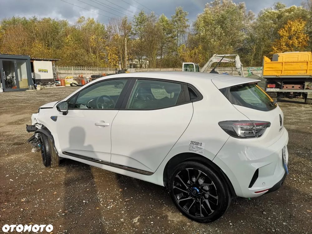 Renault Clio BLUE dCi 85 BUSINESS EDITION - 25