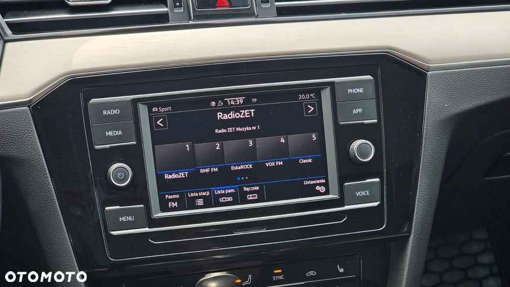 Volkswagen Passat 2.0 TDI EVO Elegance - 25