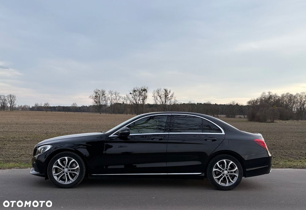 Mercedes-Benz Klasa C 300 7G-TRONIC - 6