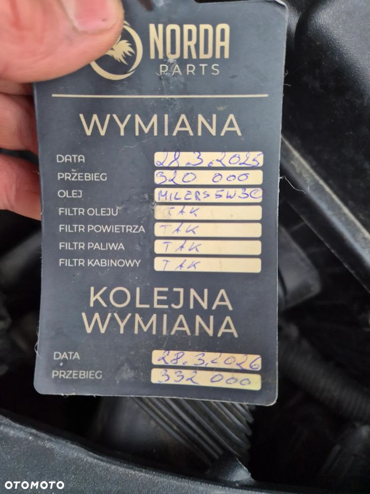 Volvo V60 D5 Momentum - 20