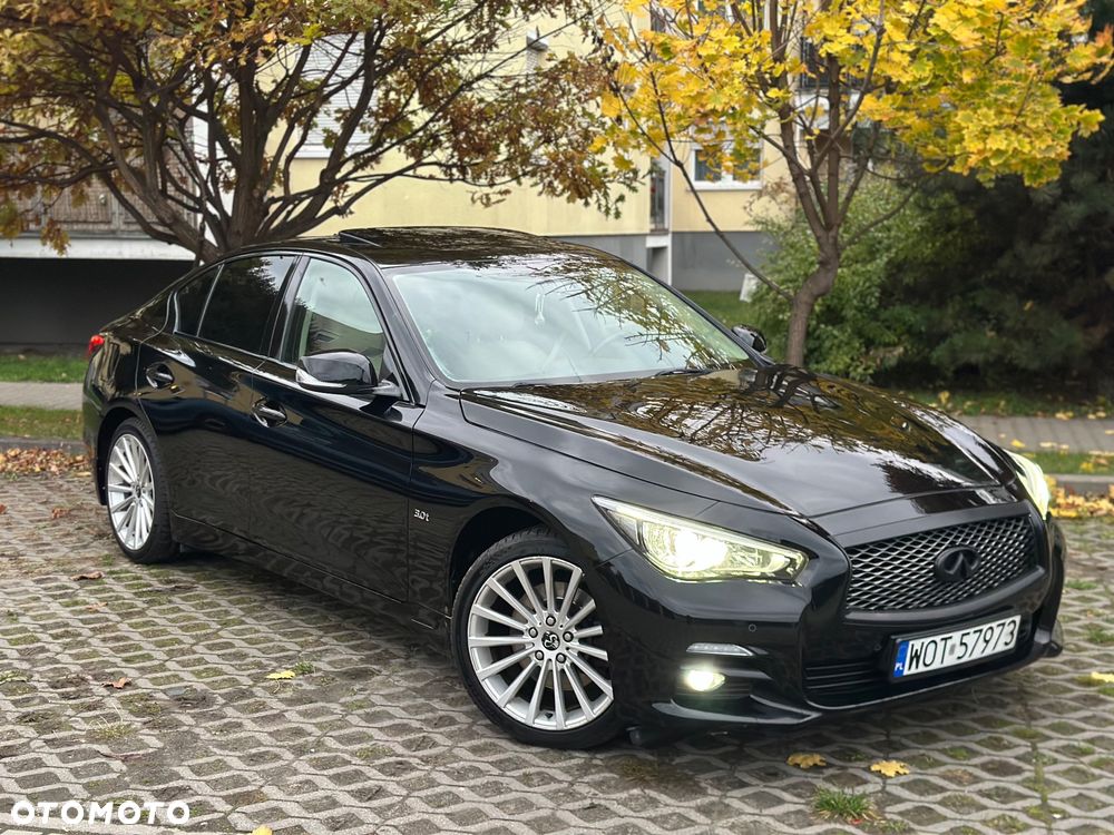 Infiniti Q50 - 2