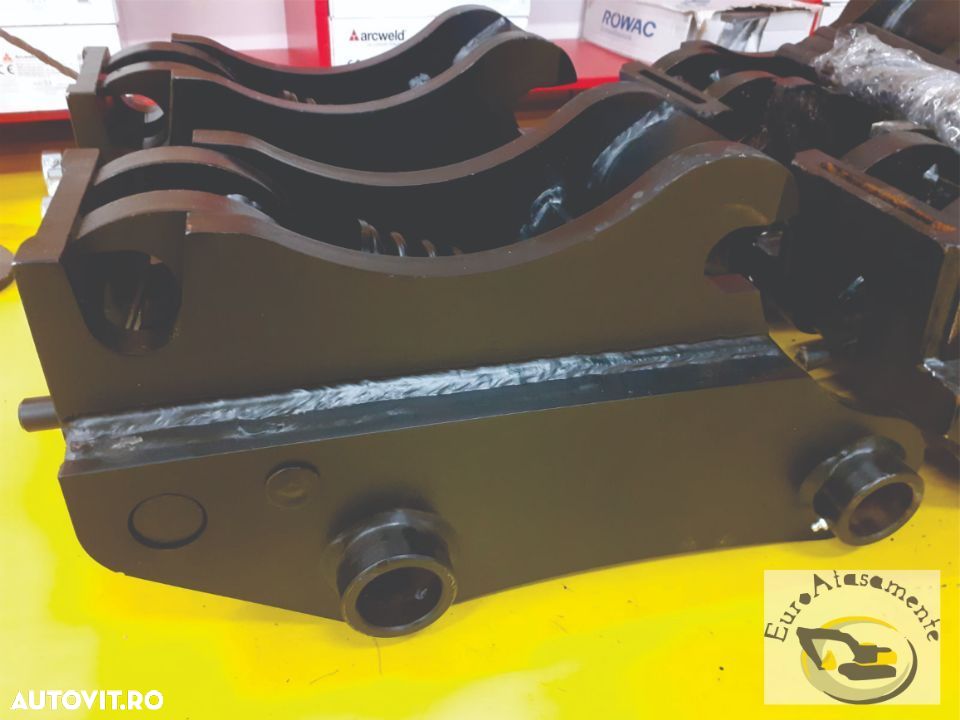 Cupla rapida mecanica buldoexcavator JCB 3CX / 4 CX CAT VOLVO KOMATSU CASE NEW HOLLAND - 1