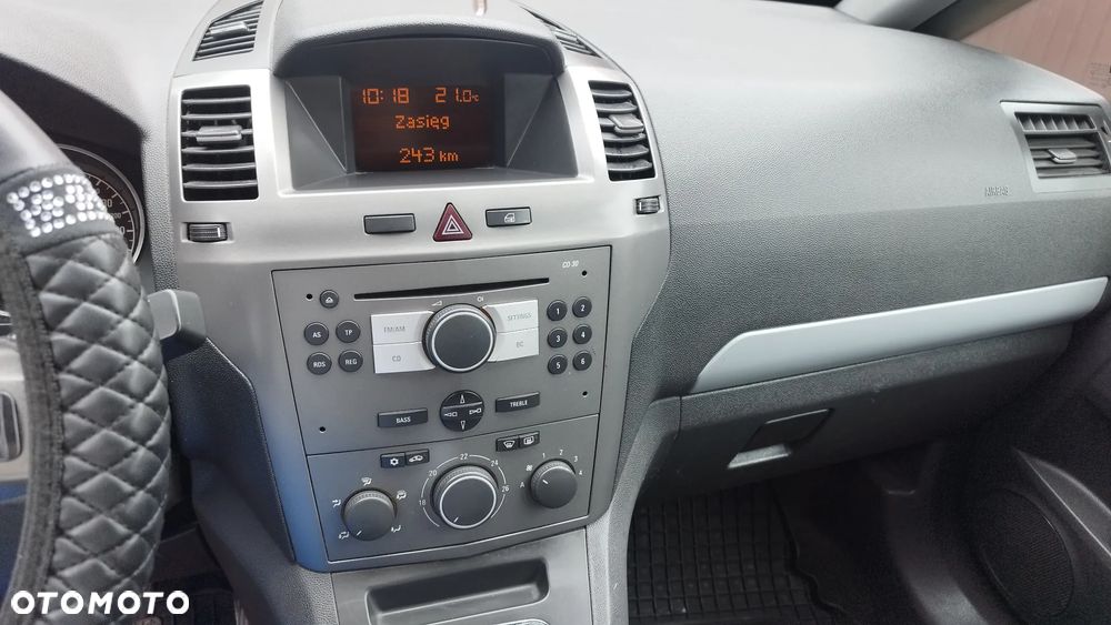 Opel Zafira 1.8 Cosmo - 13
