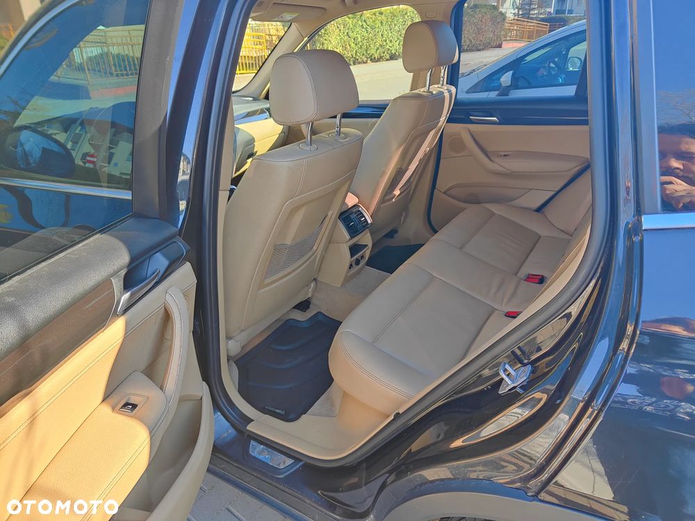 BMW X3 xDrive20d xLine - 12