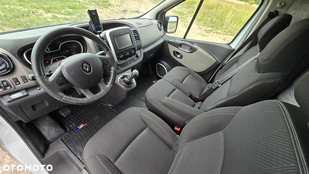 Renault Trafic - 14