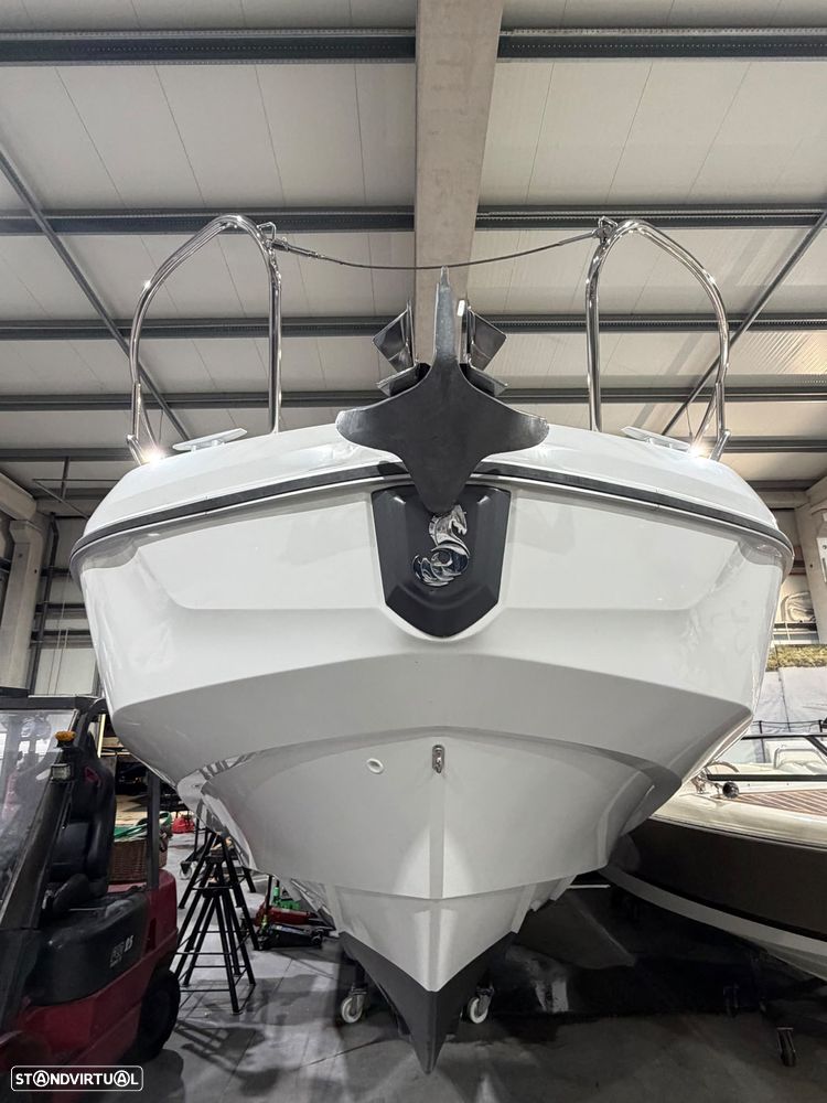 Beneteau 8.8 Sundeck - 1