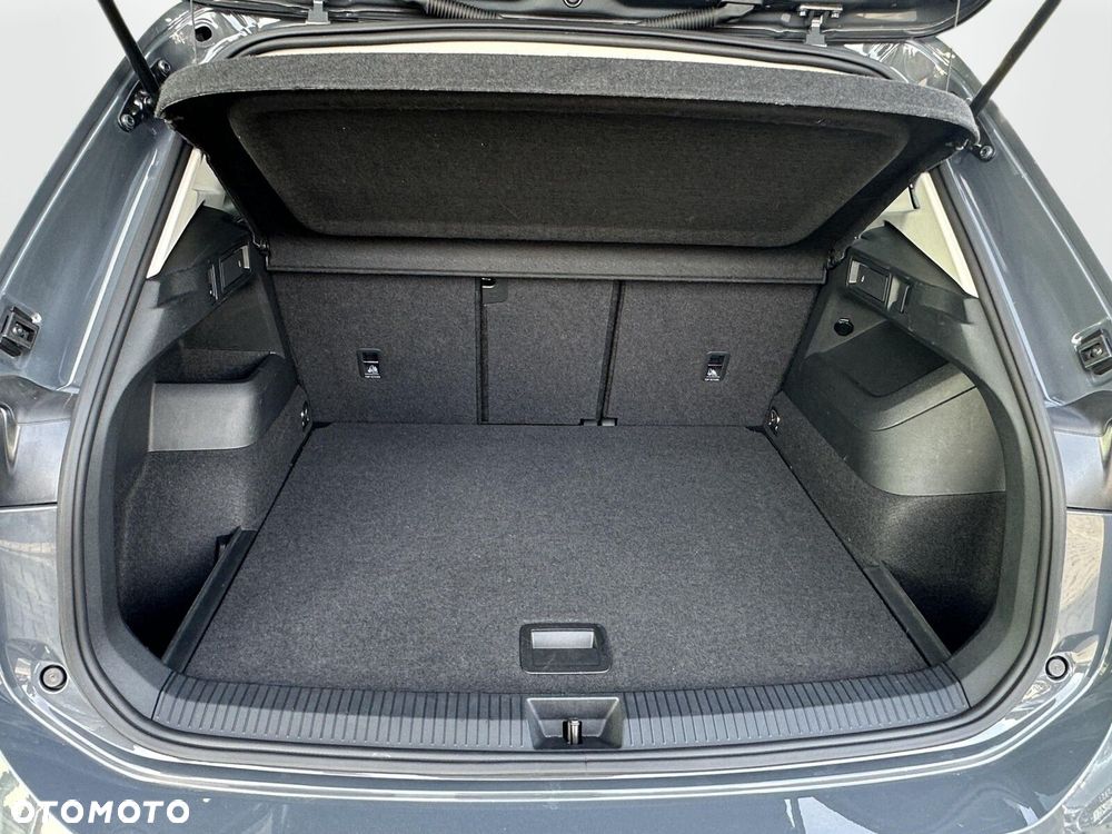 Volkswagen Tiguan - 13