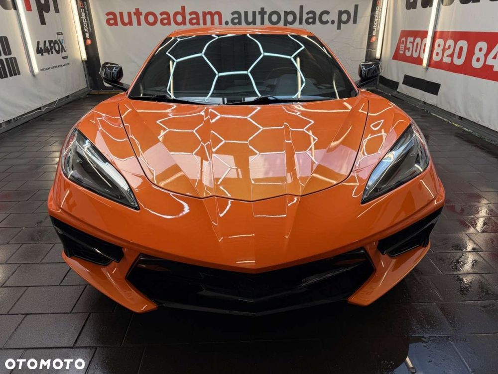 Chevrolet Corvette - 4