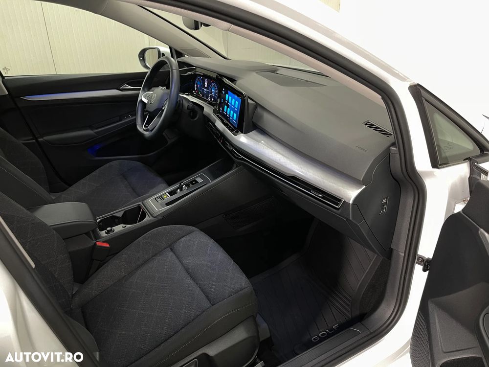 Volkswagen Golf 1.5 eTSI MHEV 150CP DSG Life - 11