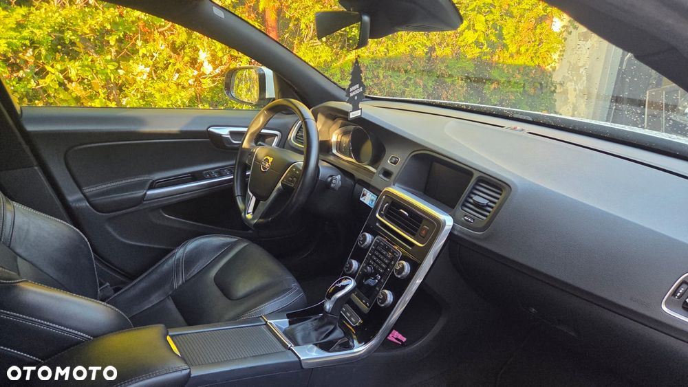 Volvo V60 - 13