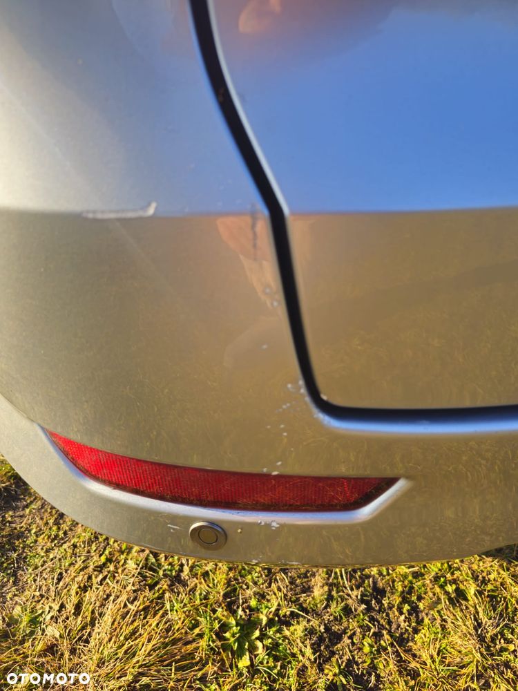 Ford Mondeo 2.0 TDCi Trend - 13