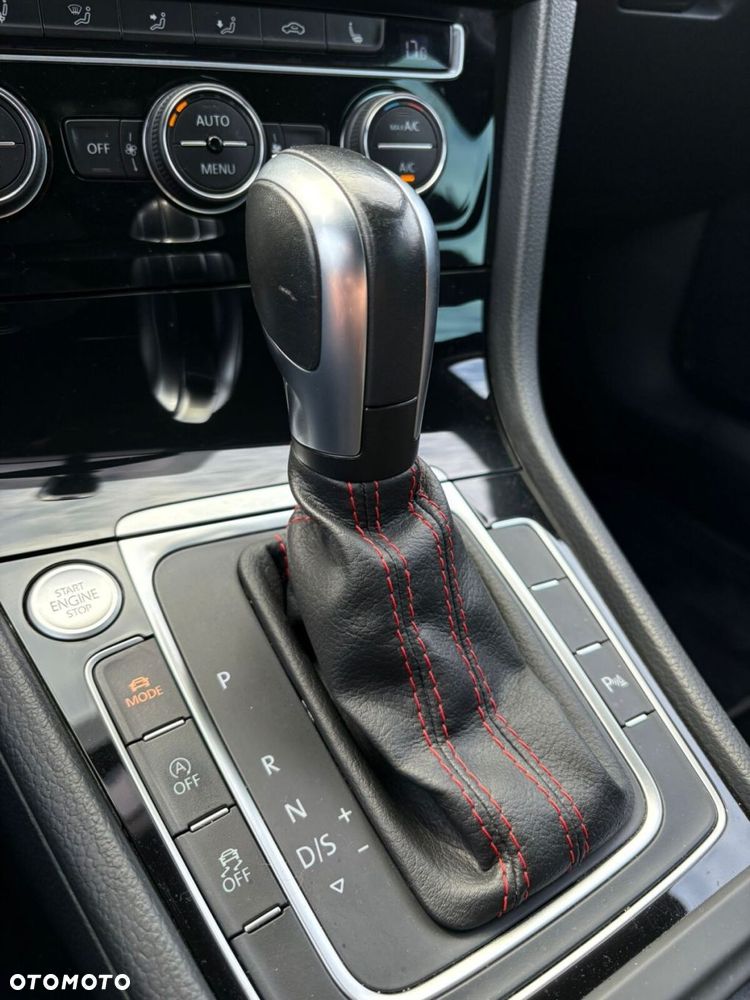 Volkswagen Golf 2.0 TSI BMT GTI Performance DSG - 27