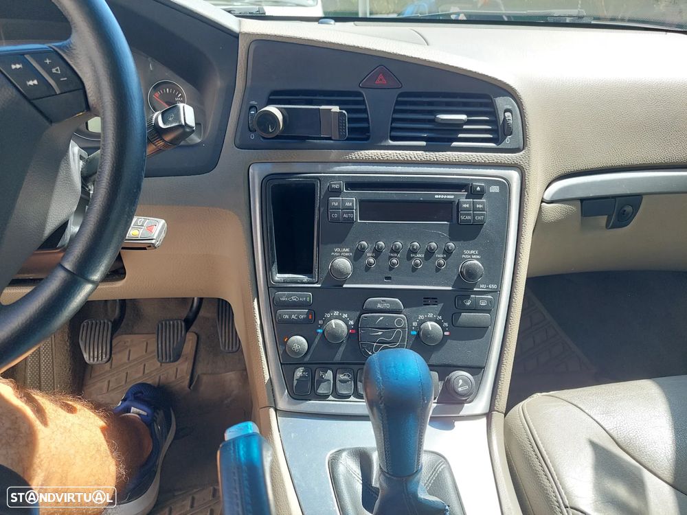 Volvo S60 2.4 D5 - 26