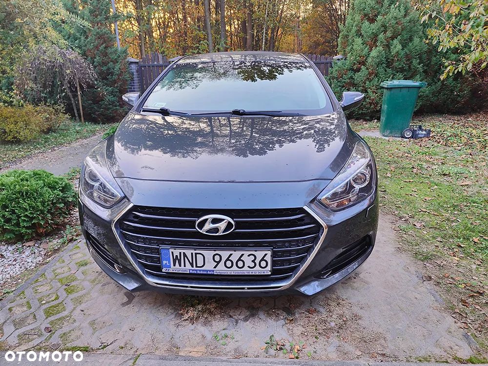 Hyundai i40 1.7 CRDi Premium DCT - 1