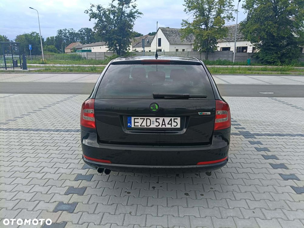 Skoda Octavia 2.0 TDI DPF RS - 4