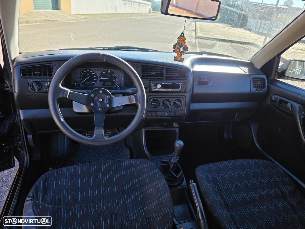 VW Golf 1.9 TD GL - 7