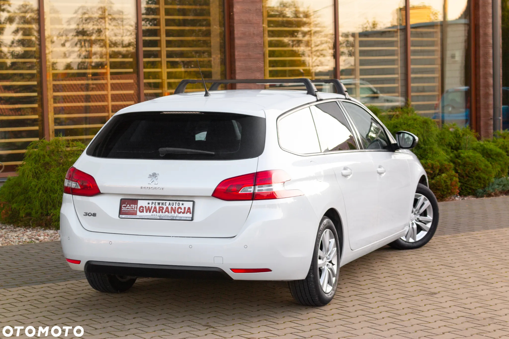 Peugeot 308 1.6 e-HDi Style STT - 10