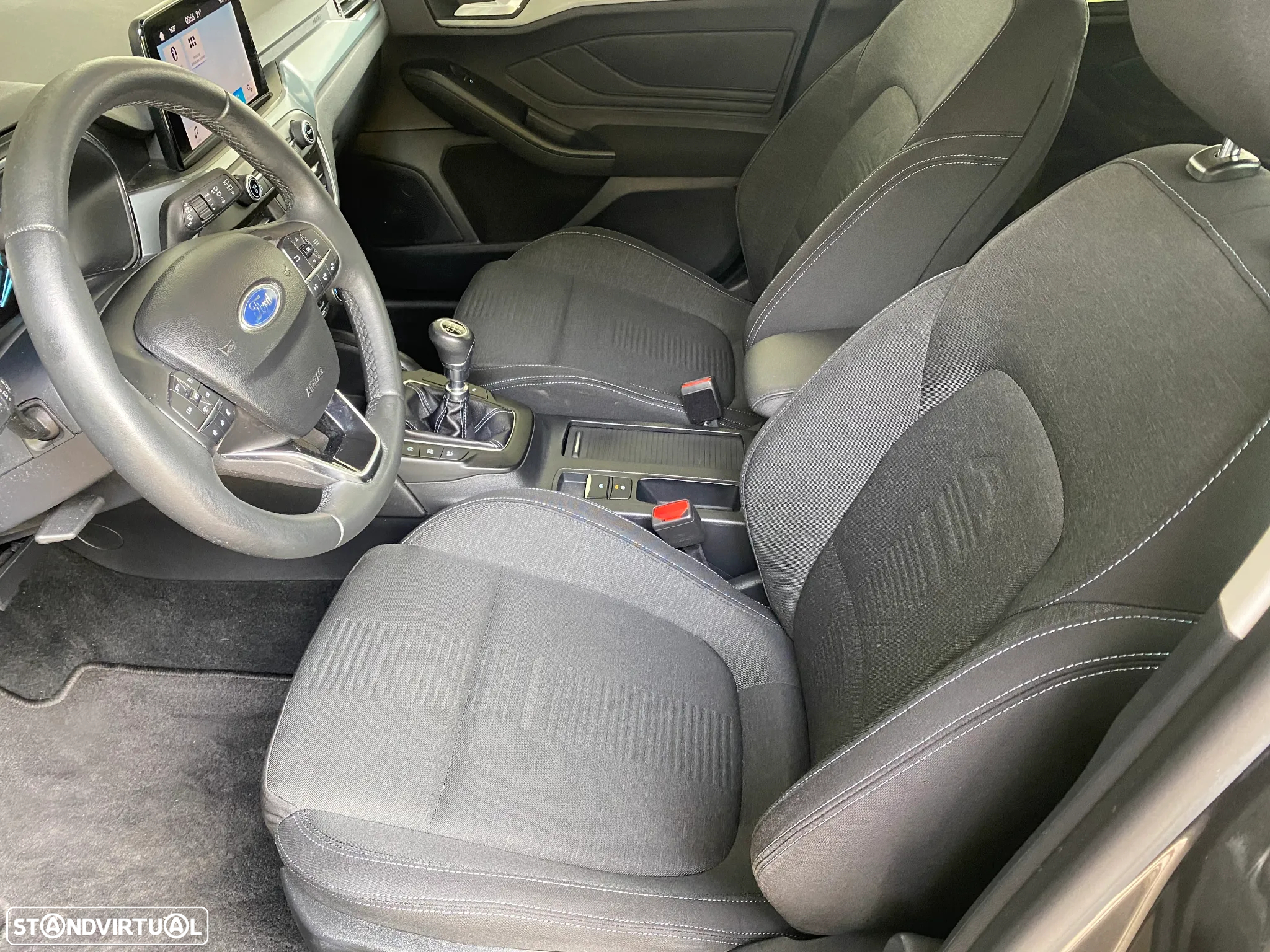 Ford Focus SW 1.5 TDCi EcoBlue Active X - 13
