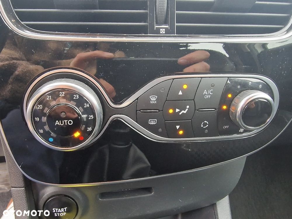 Renault Clio - 8