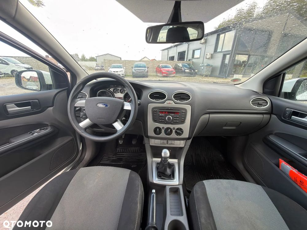 Ford Focus - 13