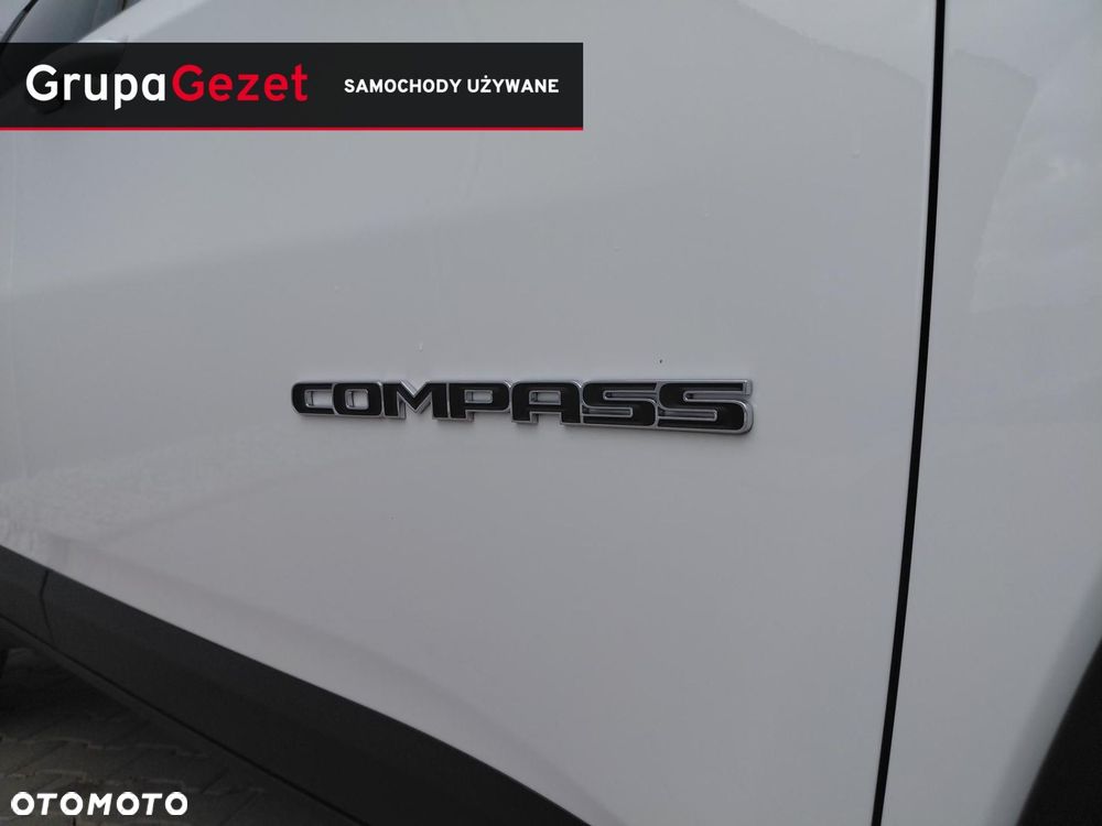 Jeep Compass - 18
