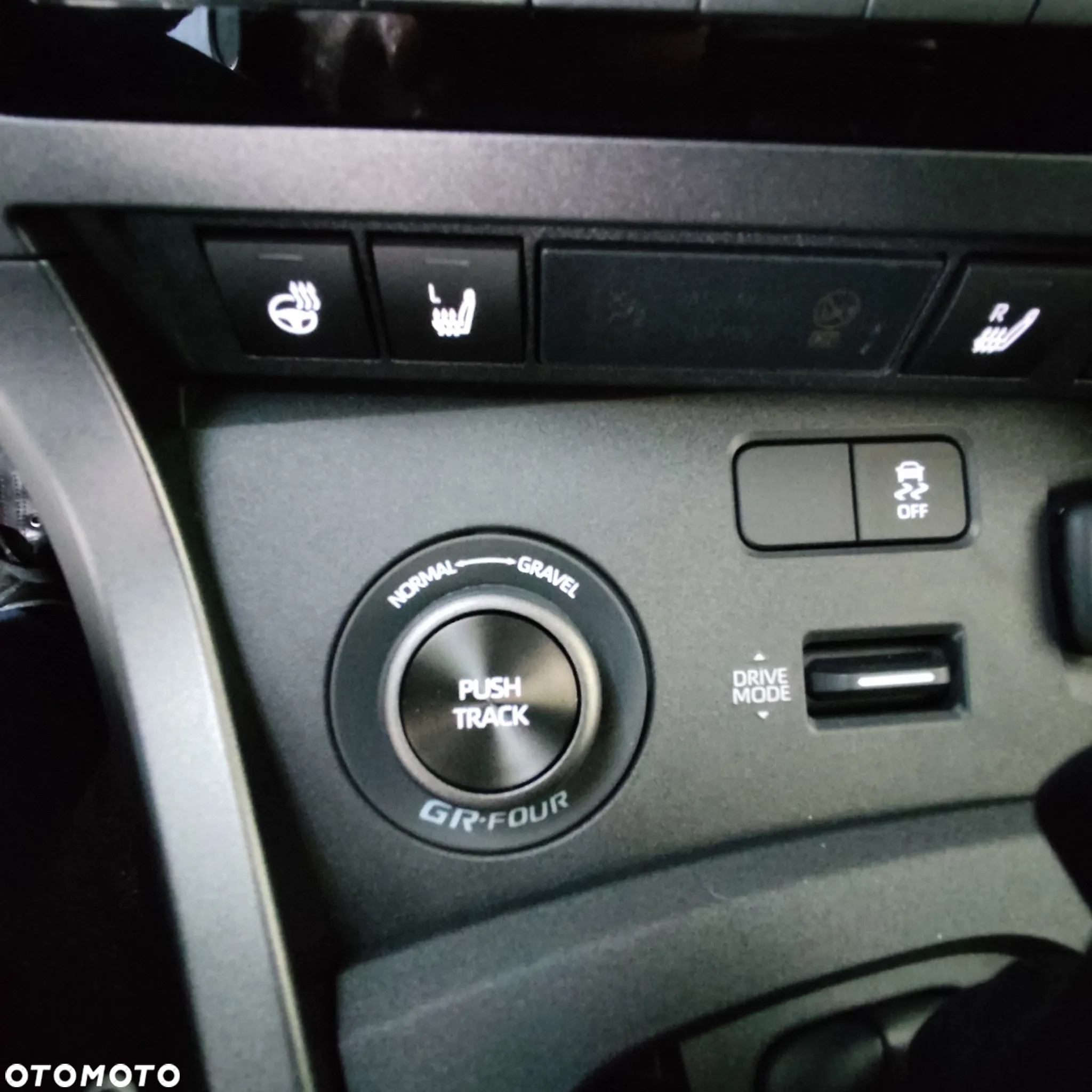 Toyota Yaris GR 1.6 Dynamic - 25