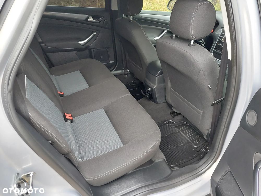 Ford Mondeo 1.6 Eco Boost Start-Stopp Ambiente - 22