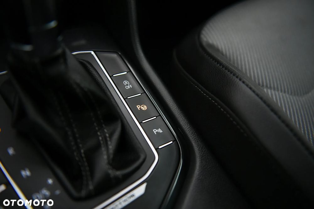 Volkswagen Tiguan 2.0 TSI 4Mot R-Style DSG - 7