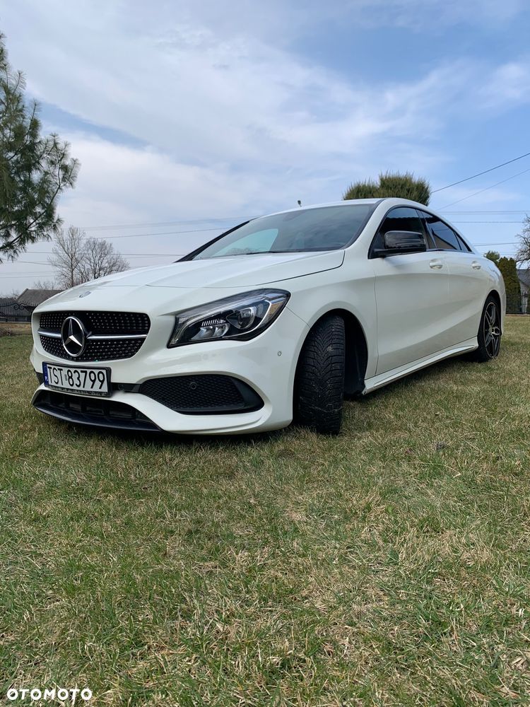 Mercedes-Benz CLA 180 7G-DCT AMG Line - 2