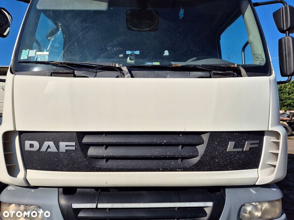 MASKA ATRAPA GRILL DAF 45 55 LF EURO 5 - 1