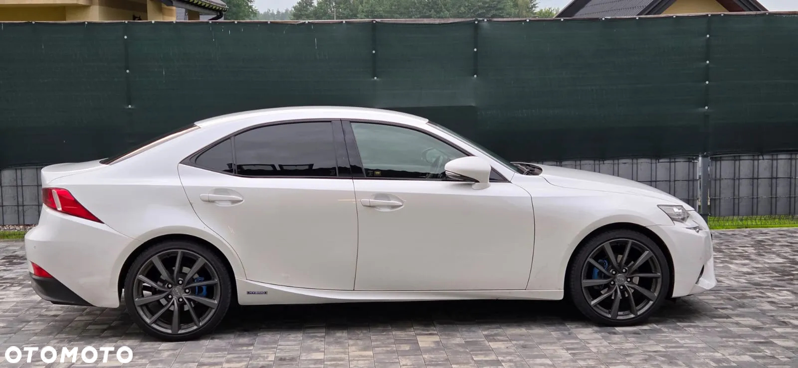Lexus IS 300h Business Edition - 3