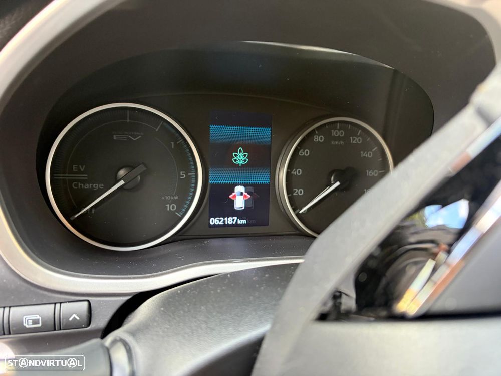Mitsubishi Eclipse Cross - 8