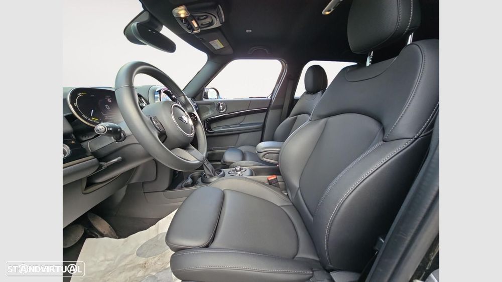 MINI Countryman Cooper SE Premium Classic Auto - 12