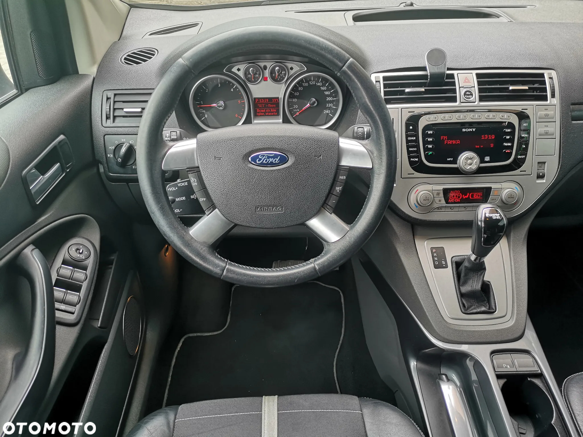 Ford Kuga 2.0 TDCi 4WD Titanium - 13