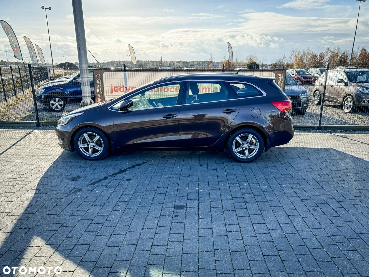 Kia Ceed - 6