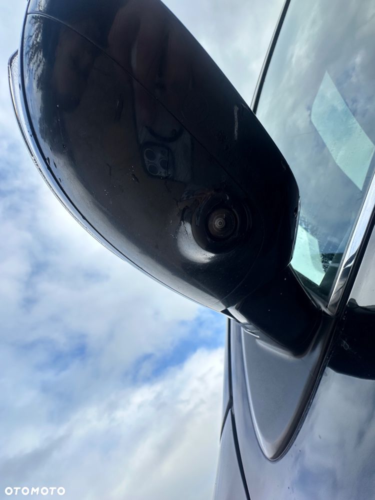 Mitsubishi Outlander 2.0 4WD Top - 35