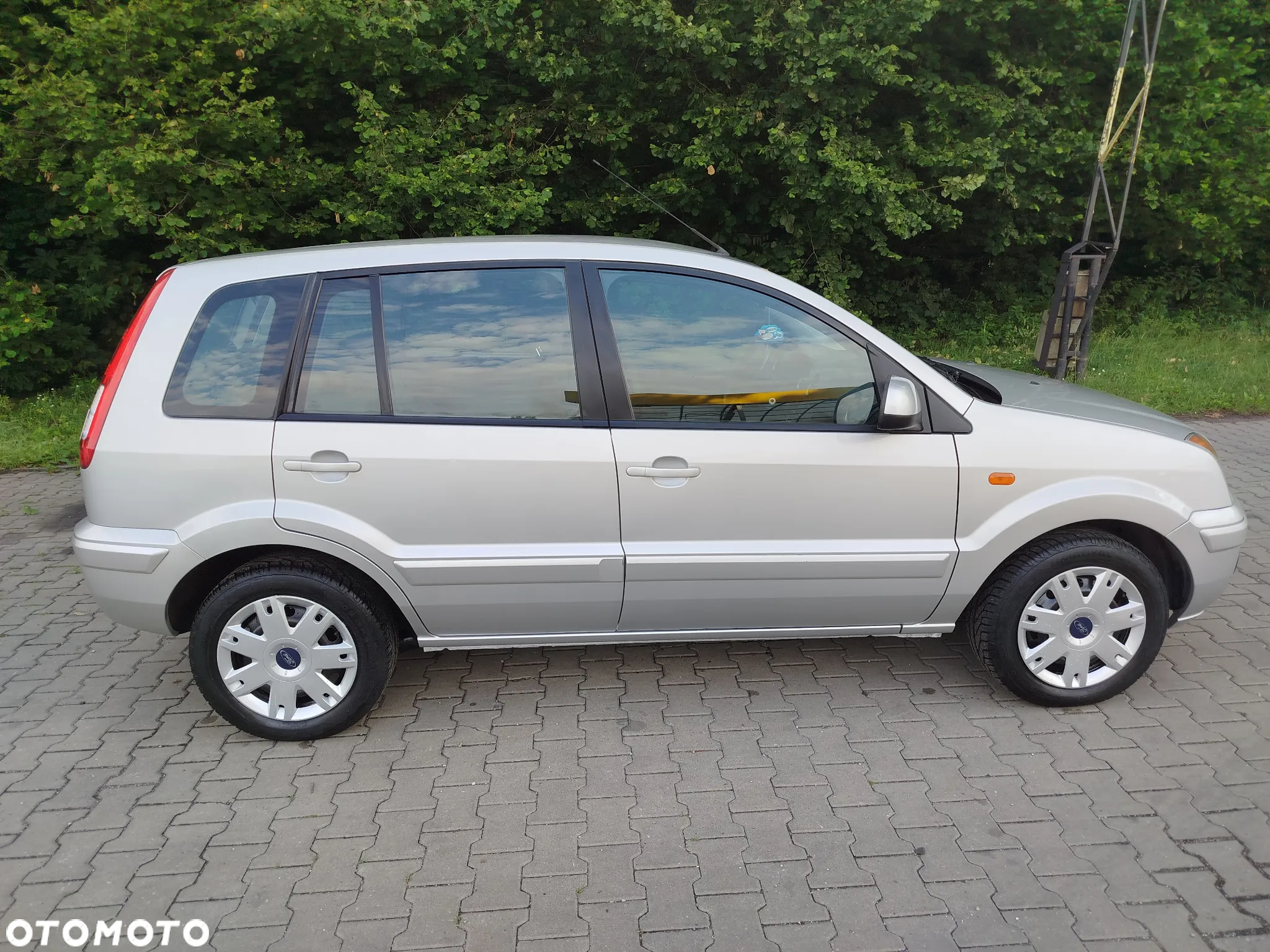 Ford Fusion 1.6 Elegance - 5