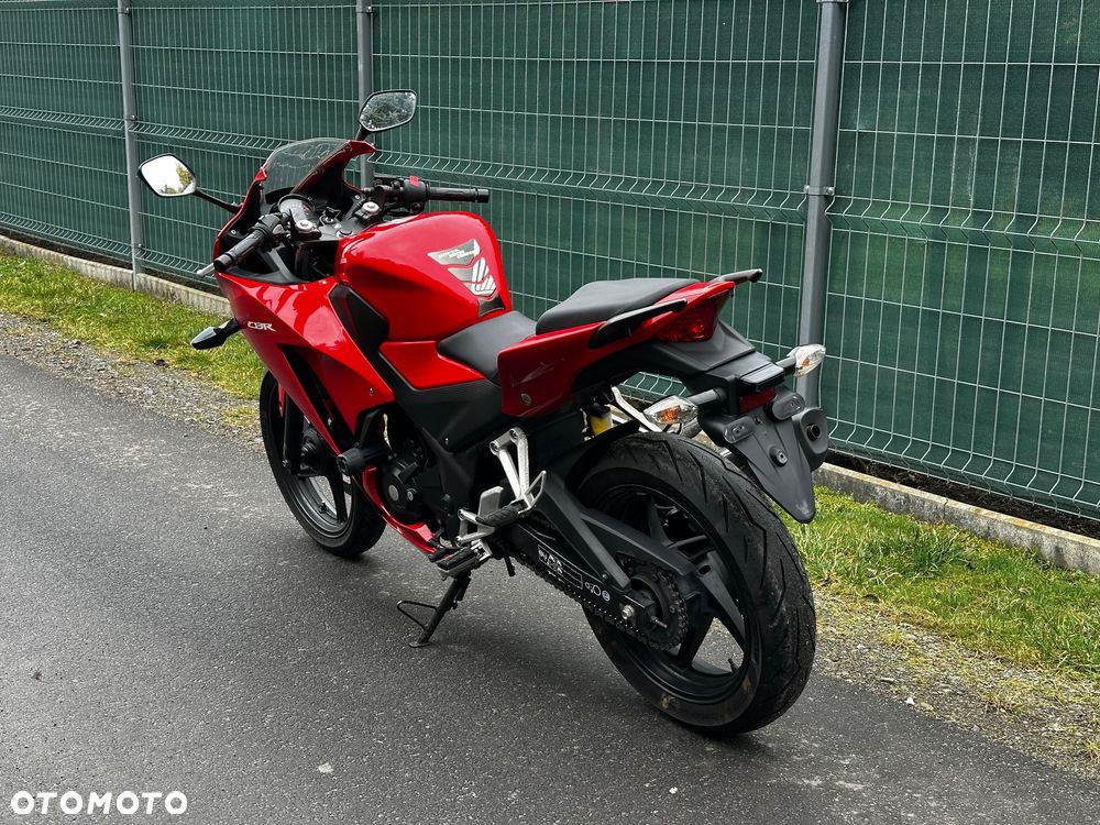 Honda CBR - 4