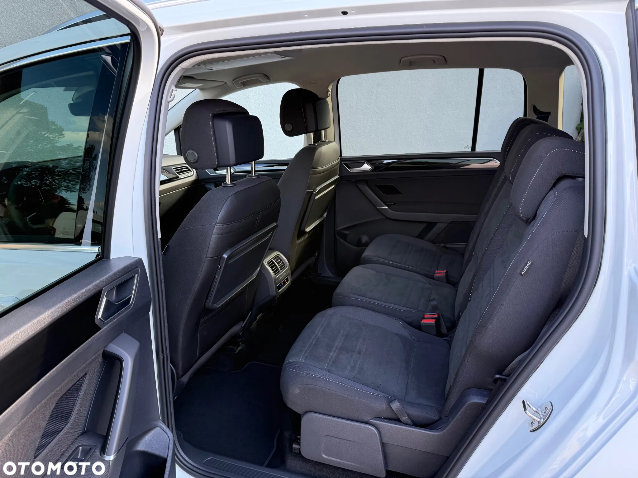 Volkswagen Touran 2.0 TDI BMT Highline DSG - 12