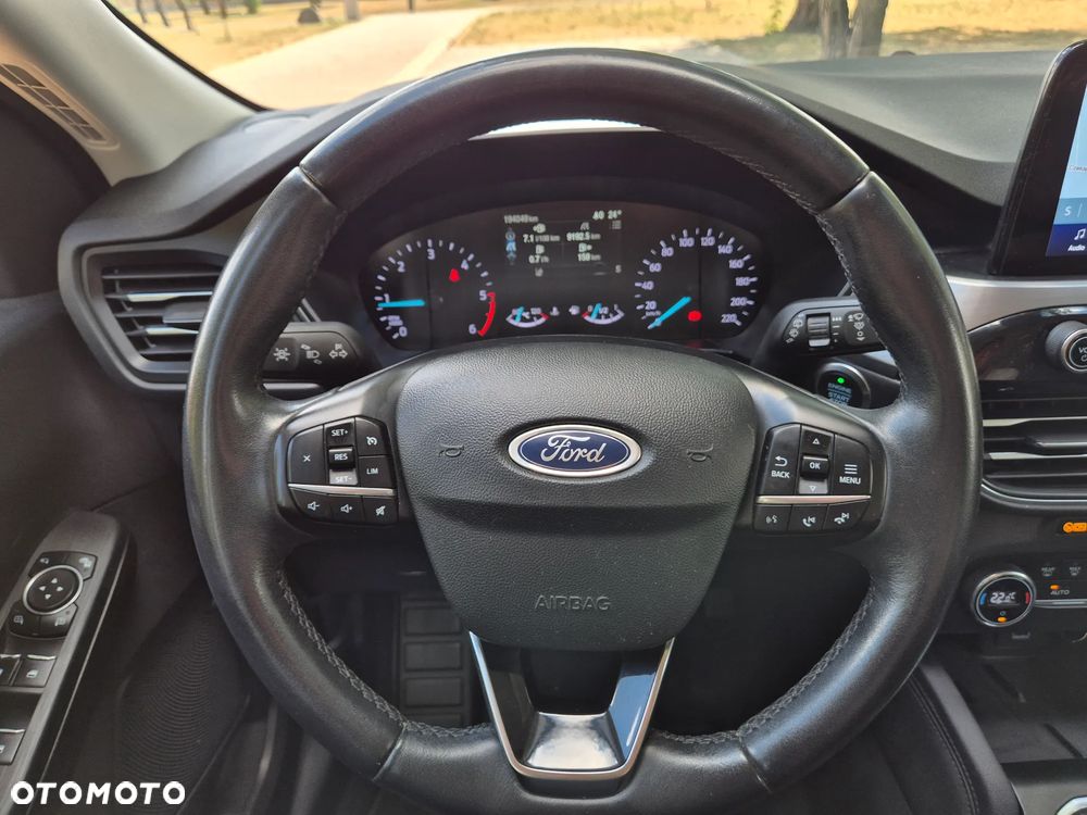 Ford Kuga 2.0 EcoBlue mHEV FWD Titanium - 14
