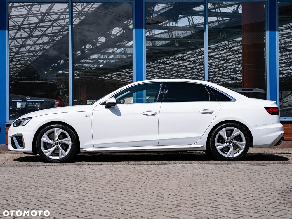 Audi A4 - 8