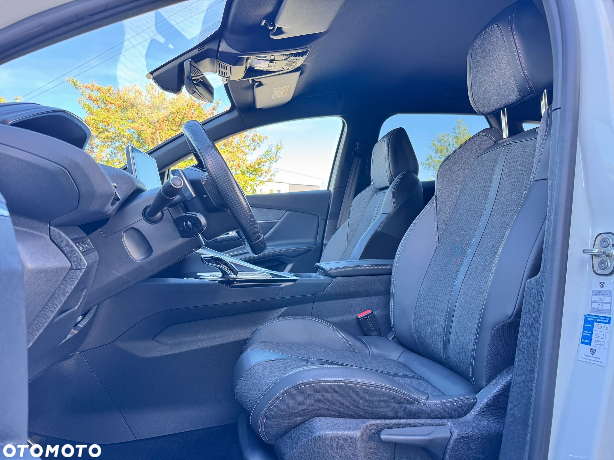 Peugeot 3008 1.6 PureTech HYbrid GT Line S&S EAT8 - 14