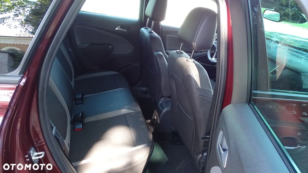 Opel Crossland - 13