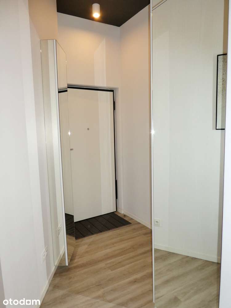 Blisko Centrum_Metro Dw. Wileński_Loft_studio premium z aneksem_38m2