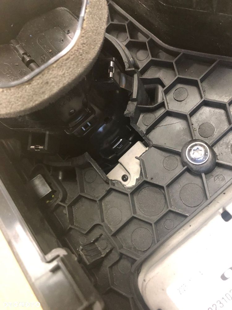 SPRINTER III 907/910 18- RADIO WYŚWIETLACZ NAWIGACJA KOD - 14