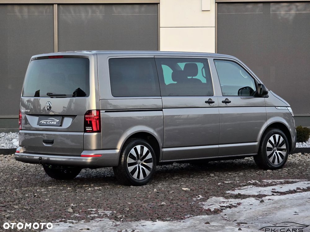 Volkswagen Multivan - 16
