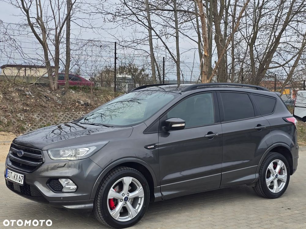 Ford Kuga 2.0 TDCi 4x4 ST-Line - 38