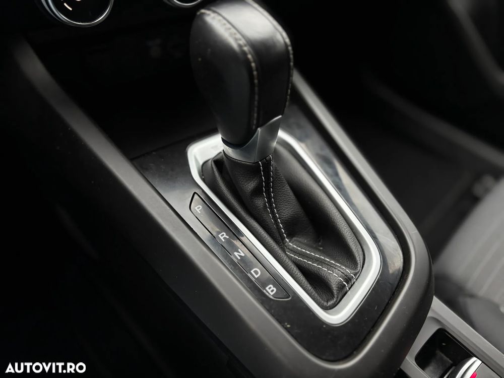 Renault Arkana E-TECH Hybrid 145 Equilibre - 24