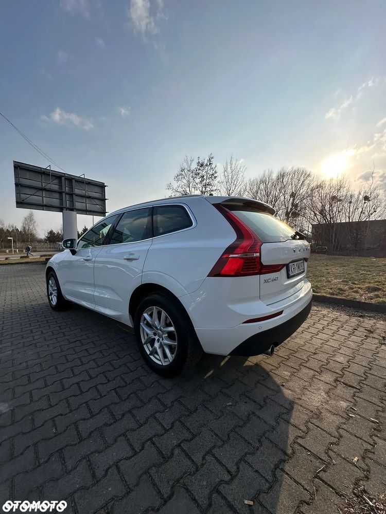 Volvo XC 60 T4 Momentum Pro - 6