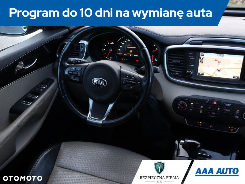 Kia Sorento - 8